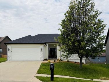 12450 NW Lauren Circle, Platte City, MO 64079