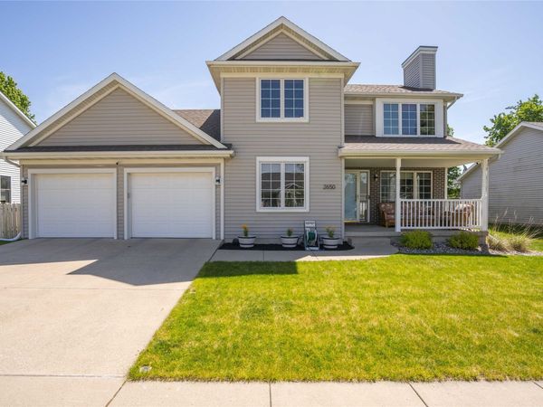 2650 Somerset Drive, Ames, IA 50010