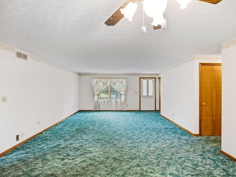 1274 Marion Road NW, Utica, OH 43080 Photo 15