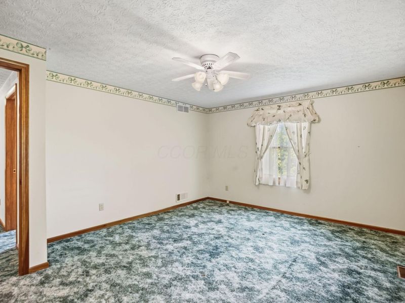 1274 Marion Road NW, Utica, OH 43080 Photo 19