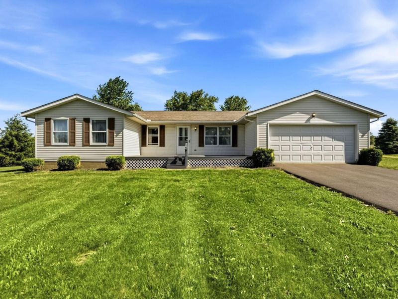 1274 Marion Road NW, Utica, OH 43080 Photo 2