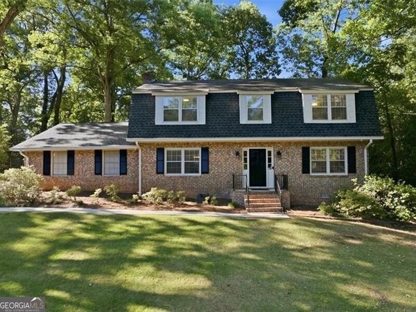 4073 Lake Erin Court, Tucker, GA 30084