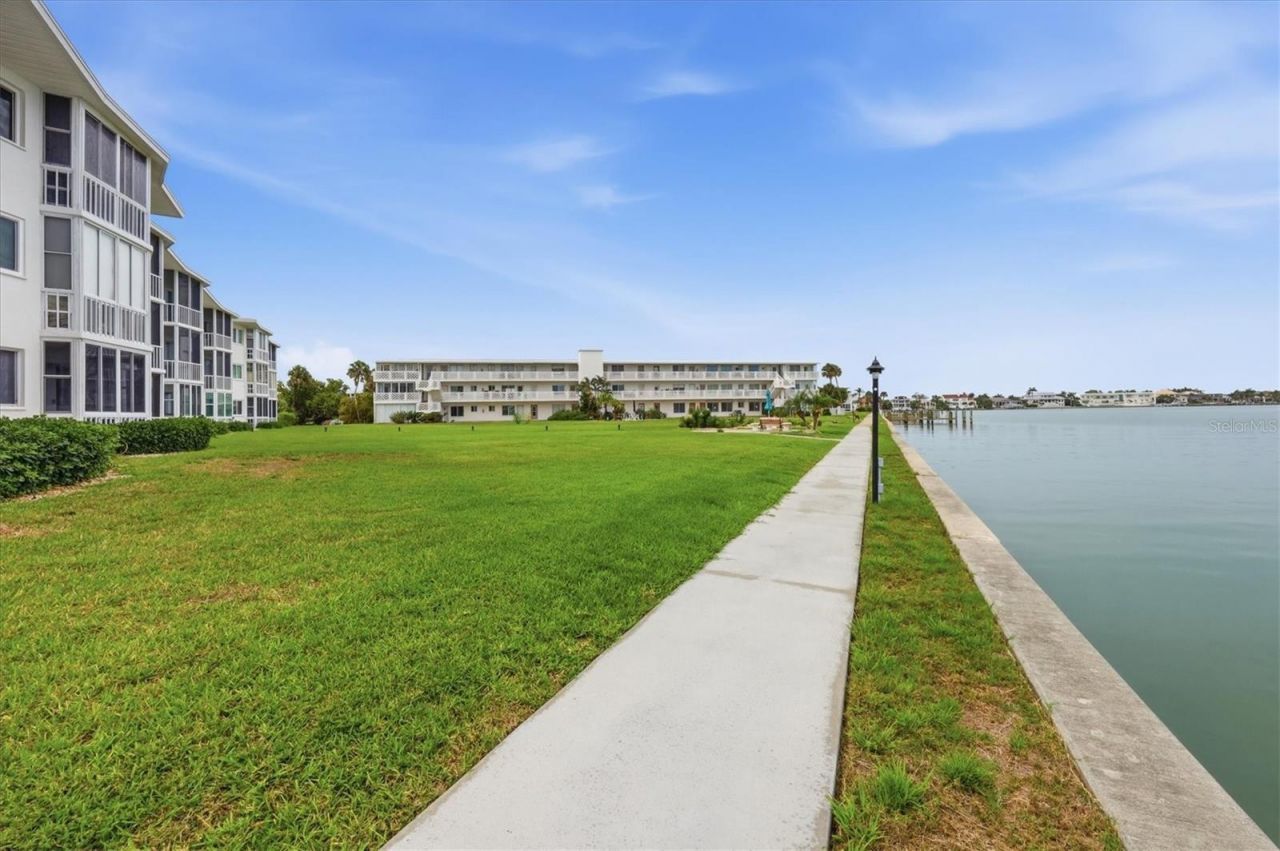 769 John Ringling Boulevard , Unit 4, Sarasota, FL 34236 Photo