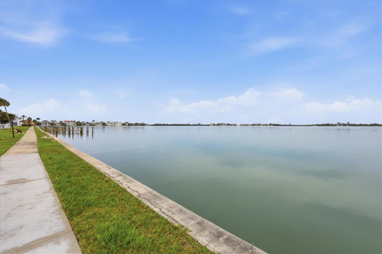 769 John Ringling Boulevard , Unit 4, Sarasota, FL 34236 Photo