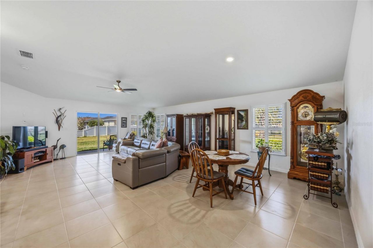 3576 74th Avenue Circle E, Sarasota, FL 34243 Photo