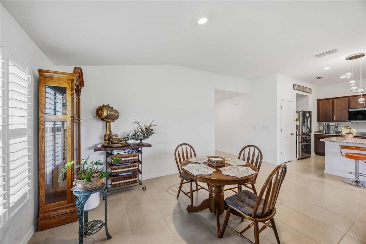 3576 74th Avenue Circle E, Sarasota, FL 34243 Photo