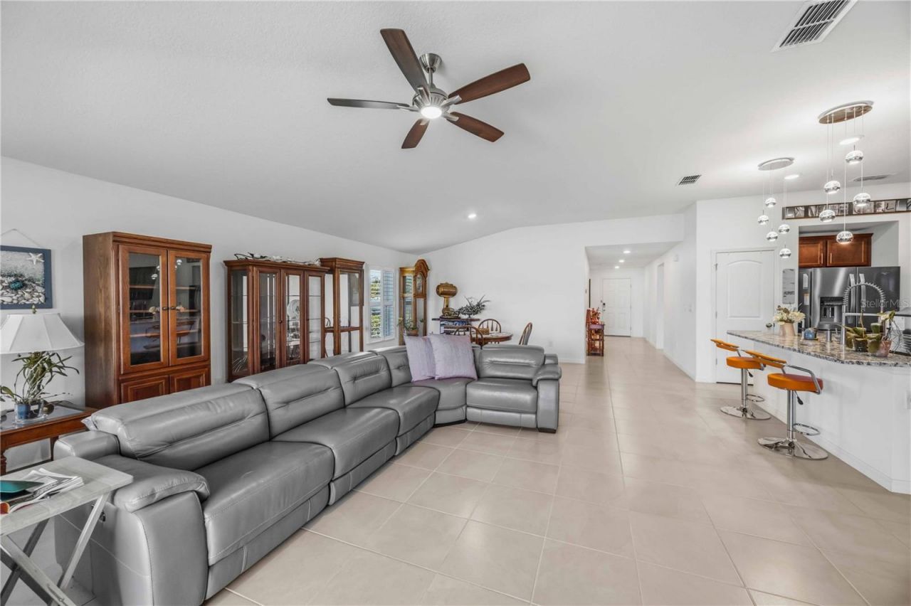 3576 74th Avenue Circle E, Sarasota, FL 34243 Photo