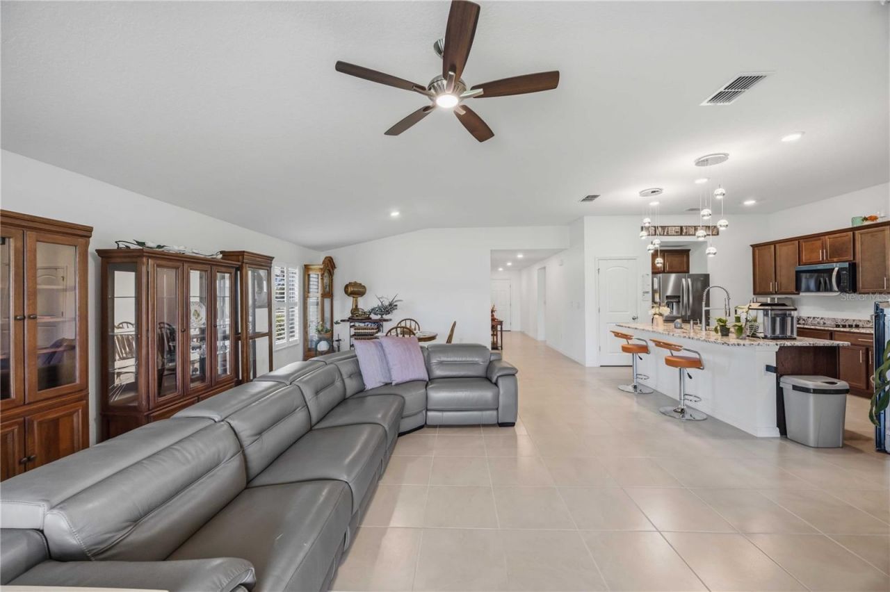 3576 74th Avenue Circle E, Sarasota, FL 34243 Photo
