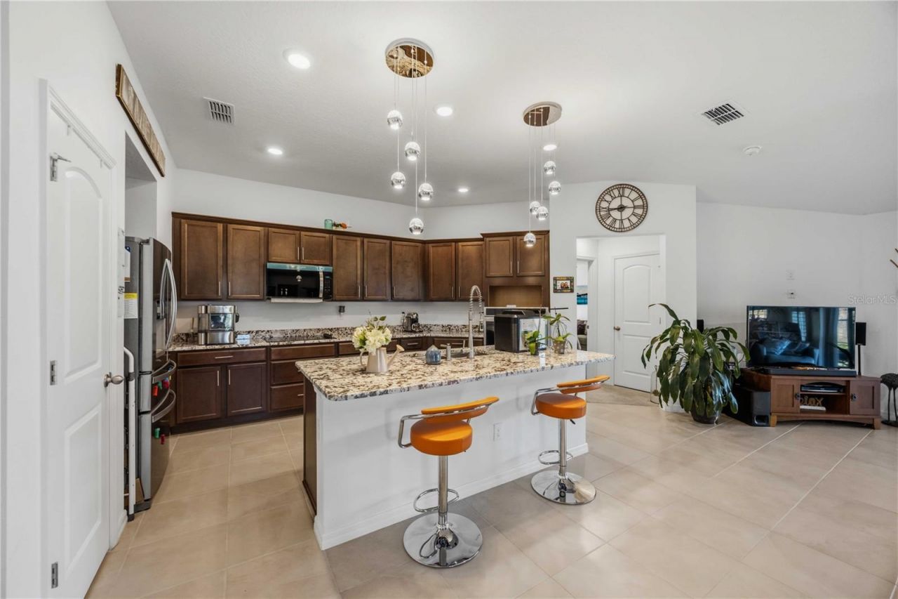 3576 74th Avenue Circle E, Sarasota, FL 34243 Photo