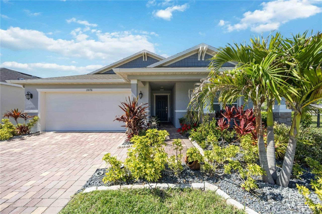 3576 74th Avenue Circle E, Sarasota, FL 34243 Photo