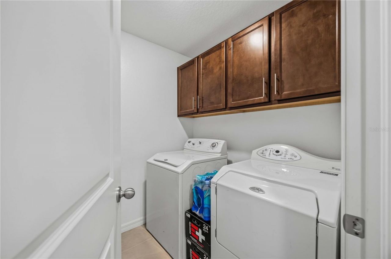 3576 74th Avenue Circle E, Sarasota, FL 34243 Photo
