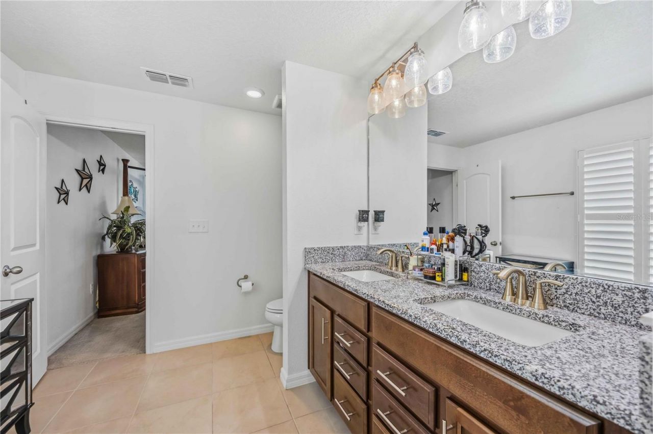 3576 74th Avenue Circle E, Sarasota, FL 34243 Photo