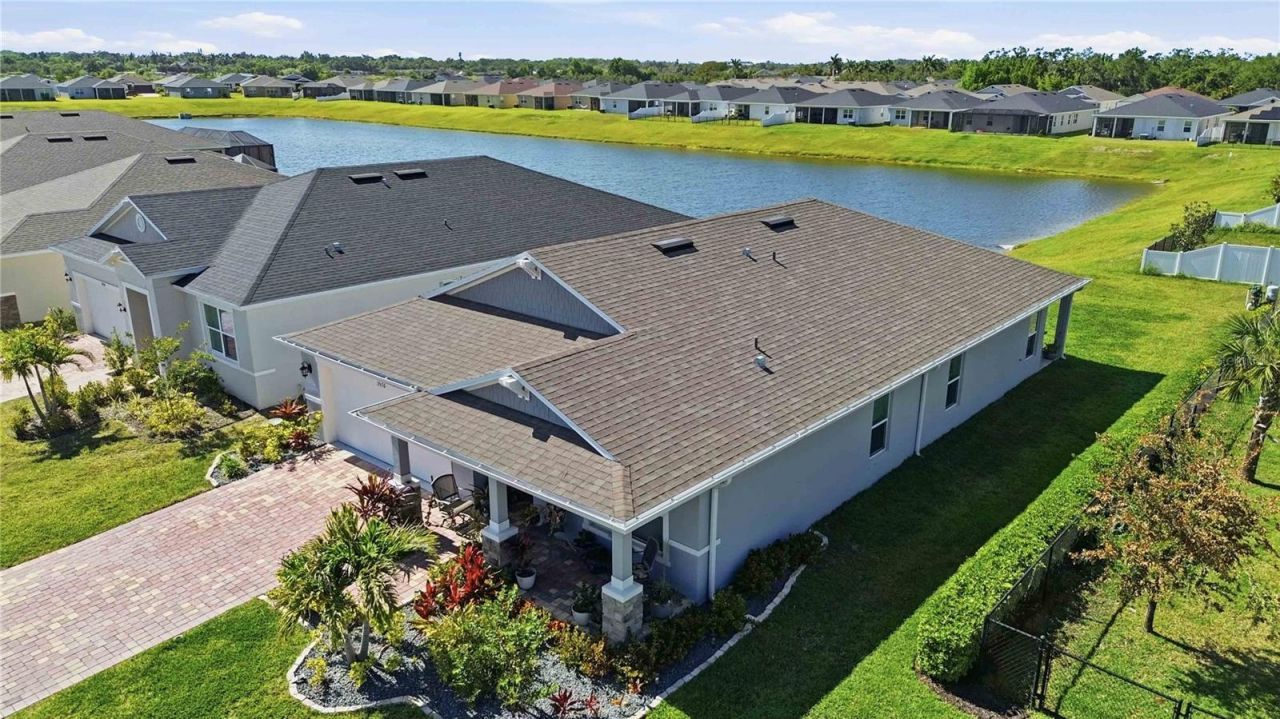3576 74th Avenue Circle E, Sarasota, FL 34243 Photo