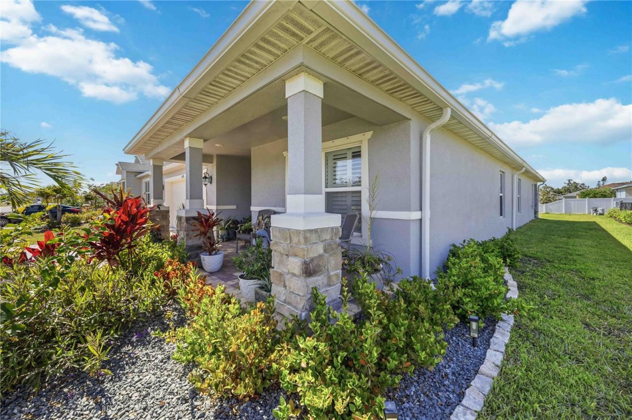 3576 74th Avenue Circle E, Sarasota, FL 34243 Photo