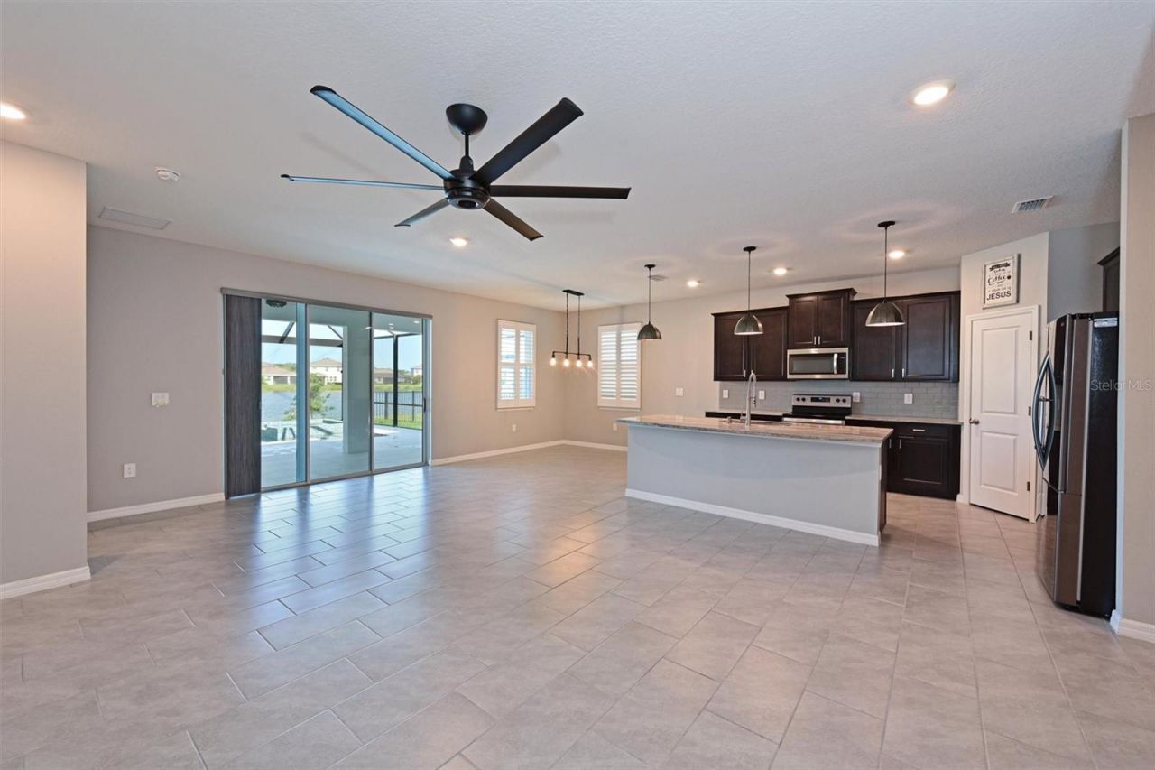 12645 Promenade Estates Boulevard, Sarasota, FL 34238 Photo