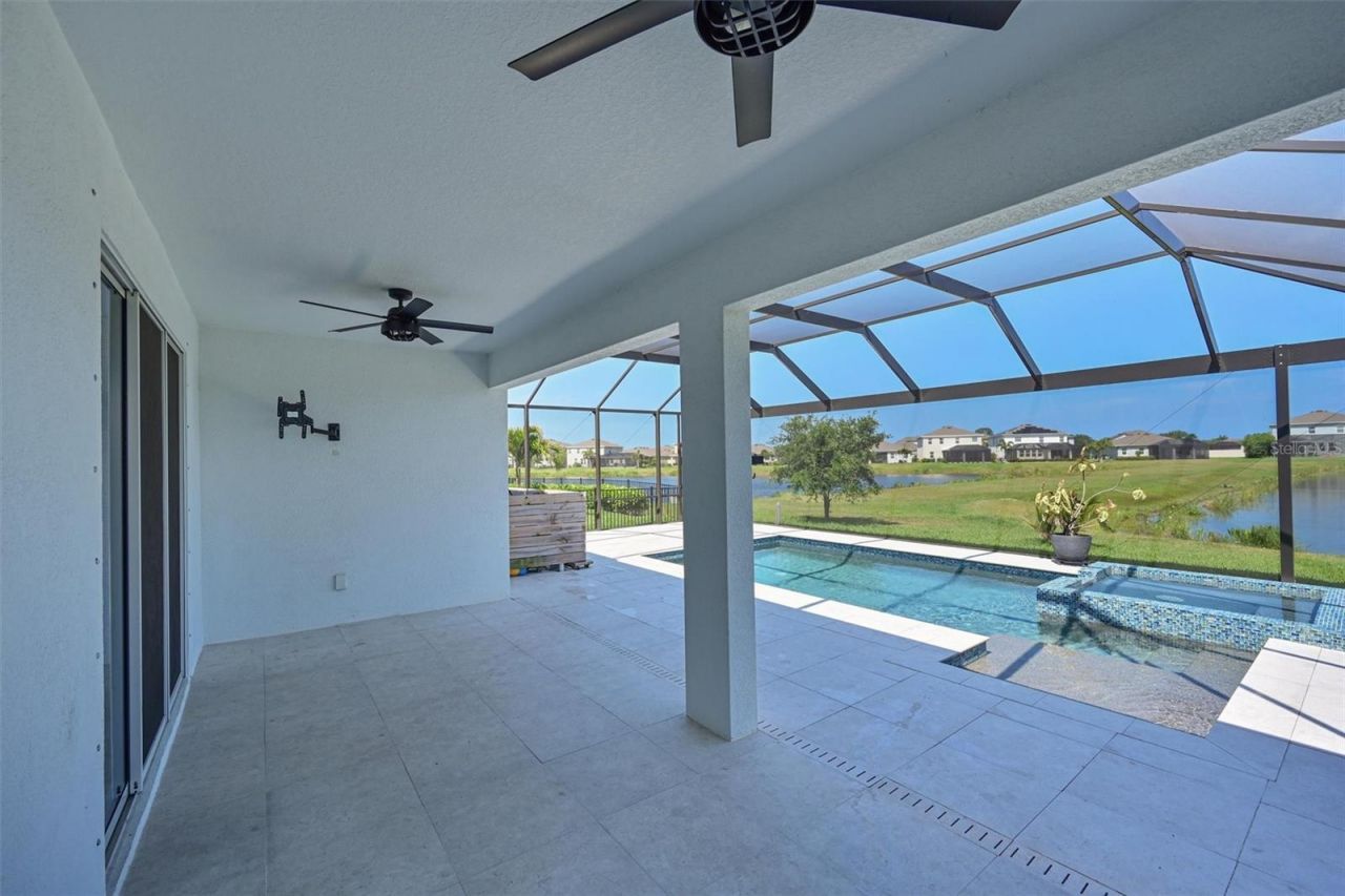 12645 Promenade Estates Boulevard, Sarasota, FL 34238 Photo