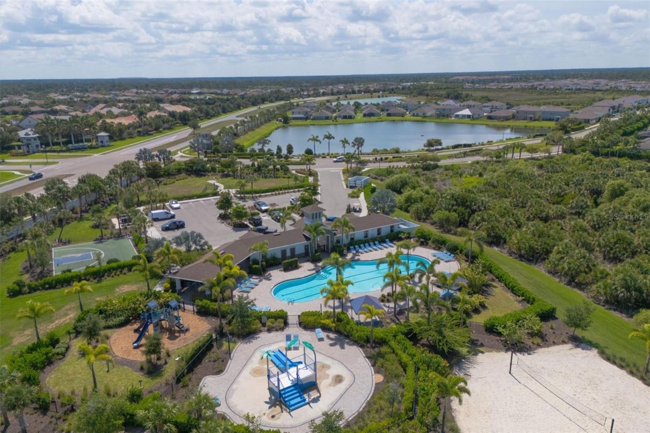 12645 Promenade Estates Boulevard, Sarasota, FL 34238 Photo