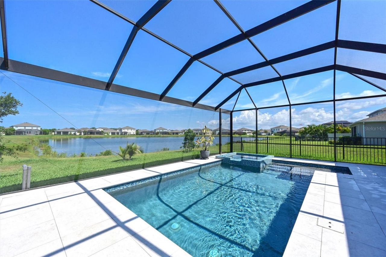 12645 Promenade Estates Boulevard, Sarasota, FL 34238 Photo