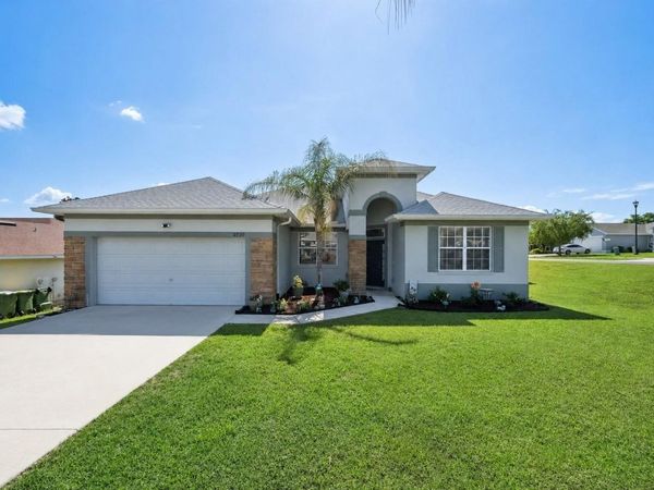 2720 SAVANNAH DRIVE, LEESBURG, FL 34748