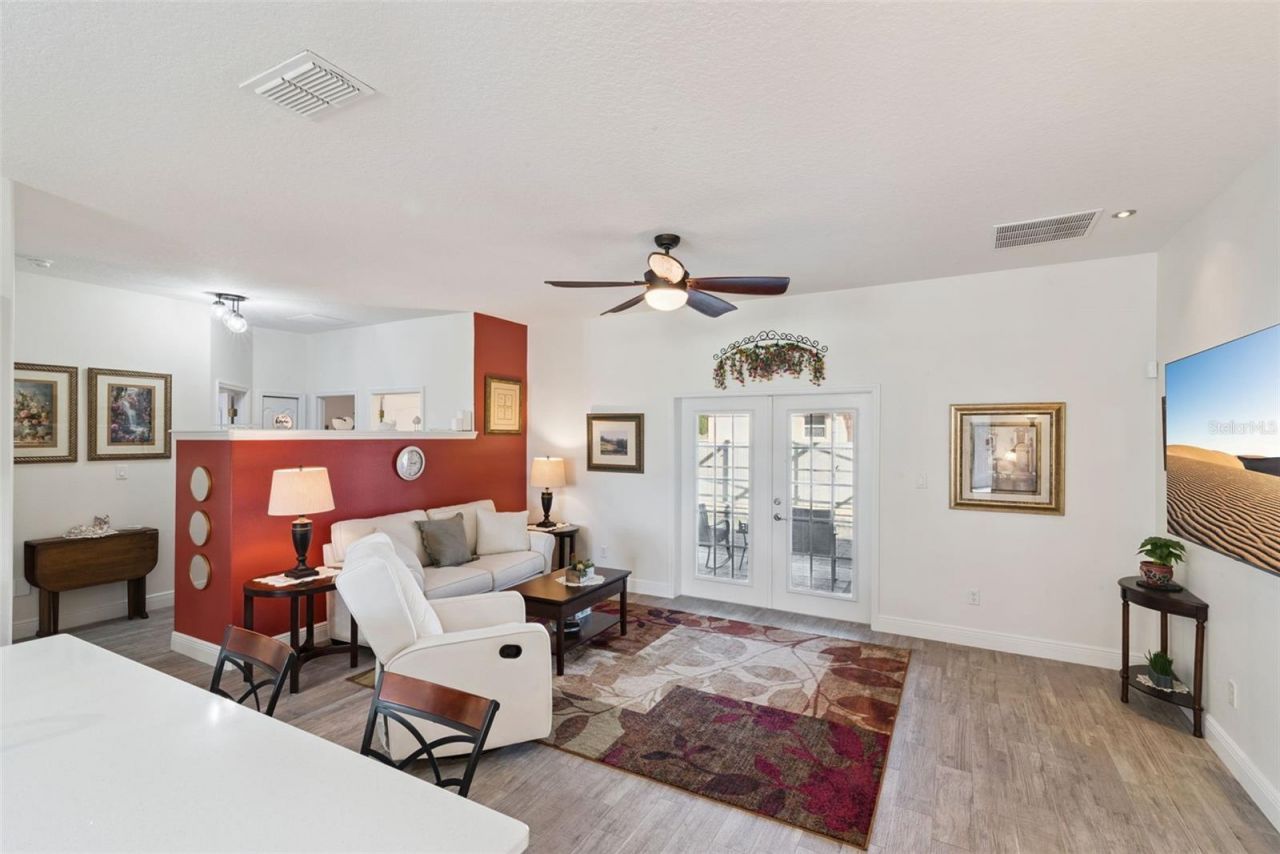 2720 Savannah Drive, Leesburg, FL 34748 Photo