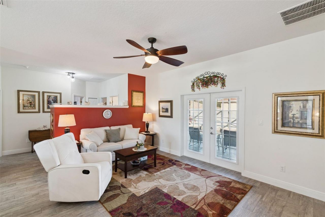 2720 Savannah Drive, Leesburg, FL 34748 Photo