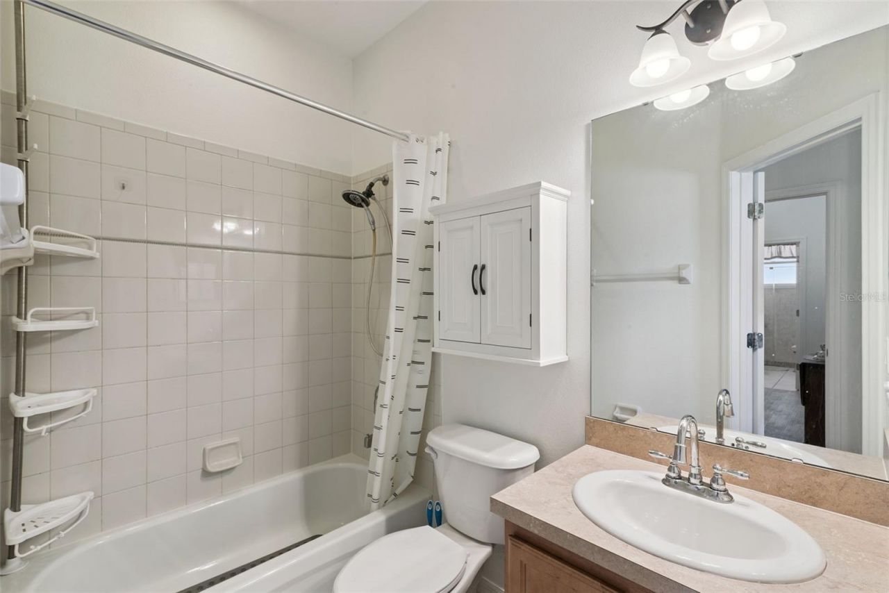 2720 Savannah Drive, Leesburg, FL 34748 Photo