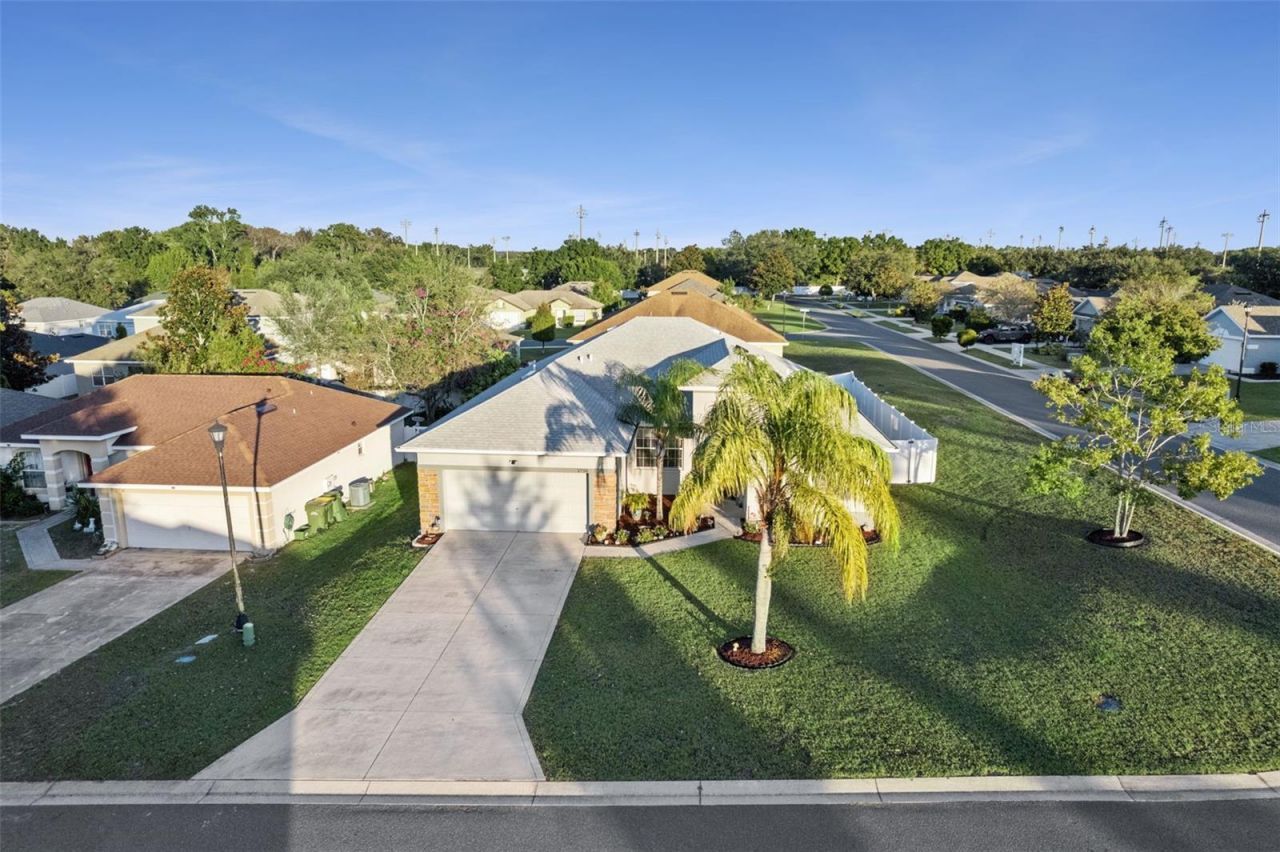 2720 Savannah Drive, Leesburg, FL 34748 Photo