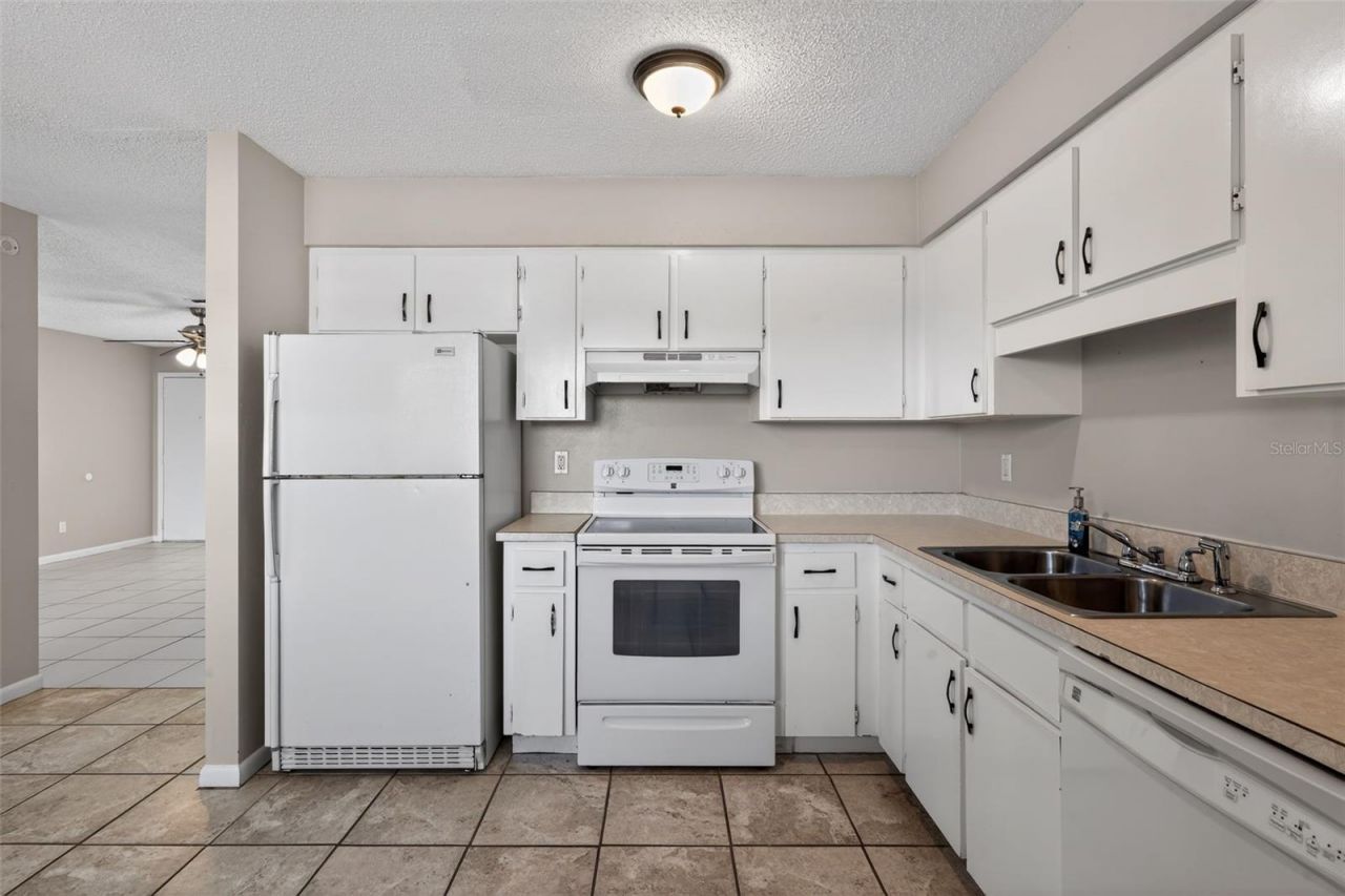 6213 Candler Terrace , Sebring, FL 33876 Photo