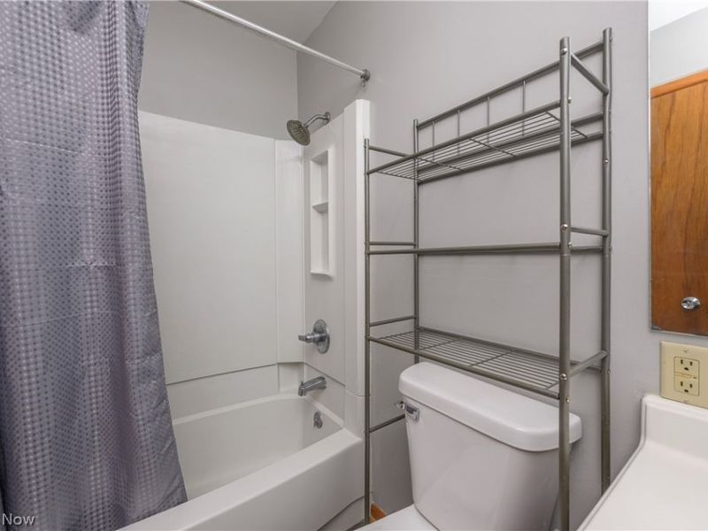 804 4th Street SE, New Philadelphia, OH 44663 Photo 15