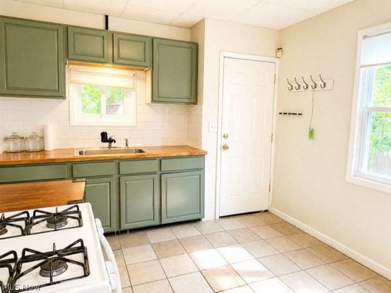3589 W 139 Street, Cleveland, OH 44111 Photo 13