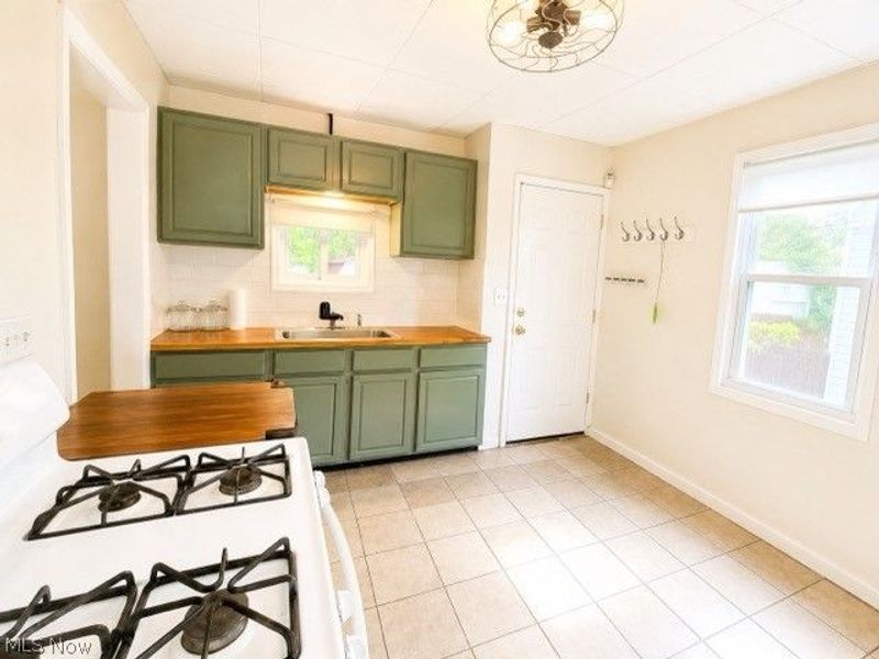 3589 W 139 Street, Cleveland, OH 44111 Photo 15