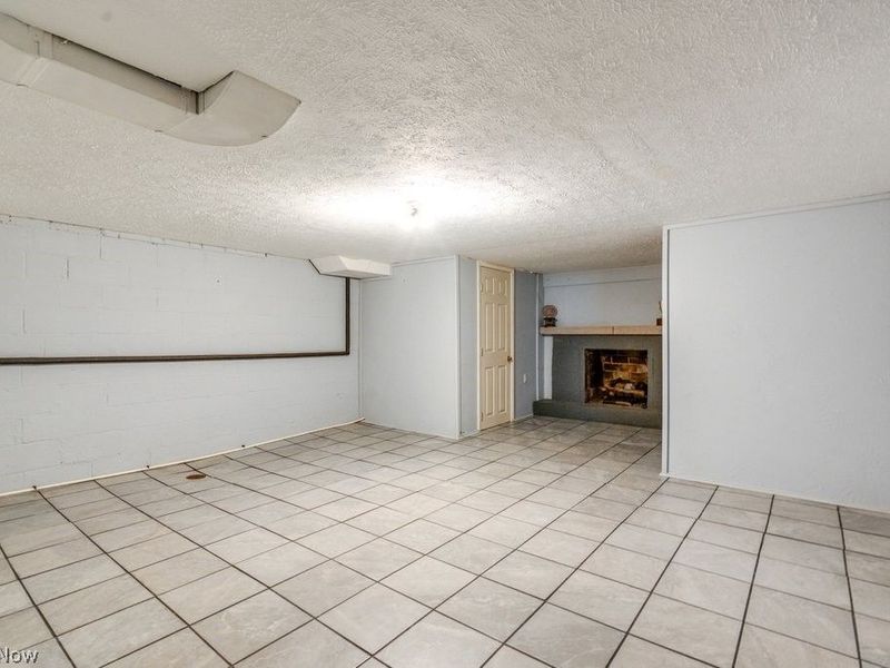 3241 W 231st Street, North Olmsted, OH 44070 Photo 27