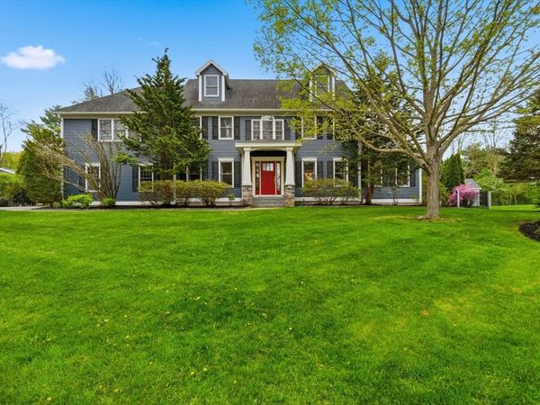 10 Bartlett Drive, Newburyport, MA 01950