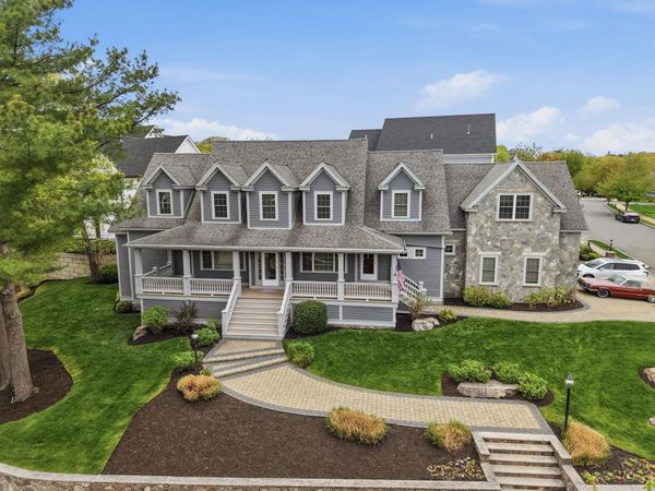 1 Twin Springs Drive, Saugus, MA 01906