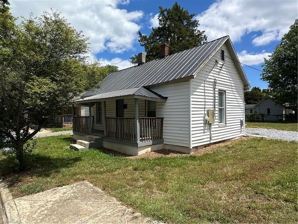 2725 Urban Street , Winston-Salem, NC 27107
