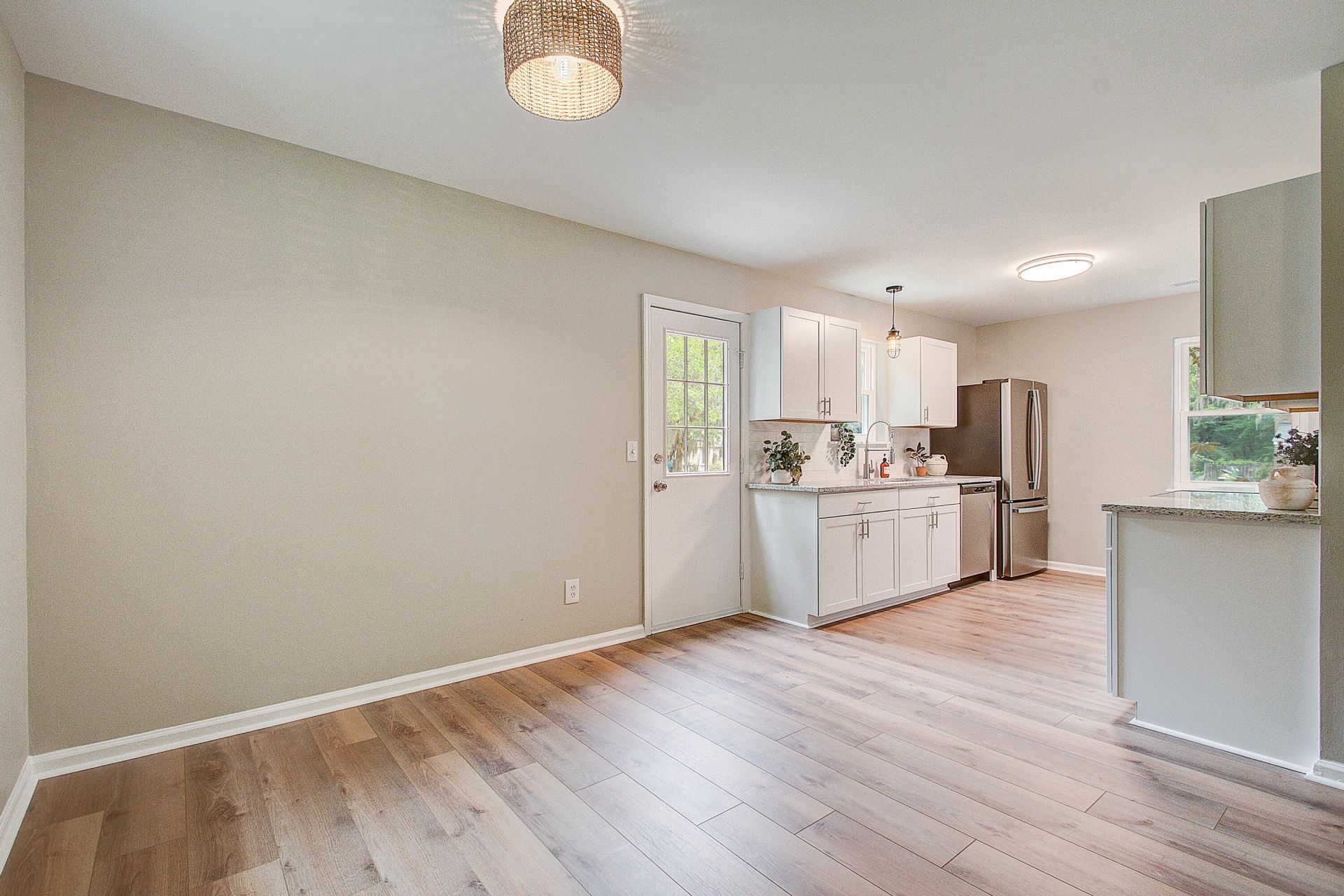 58 Oak Grove Road Photo 13