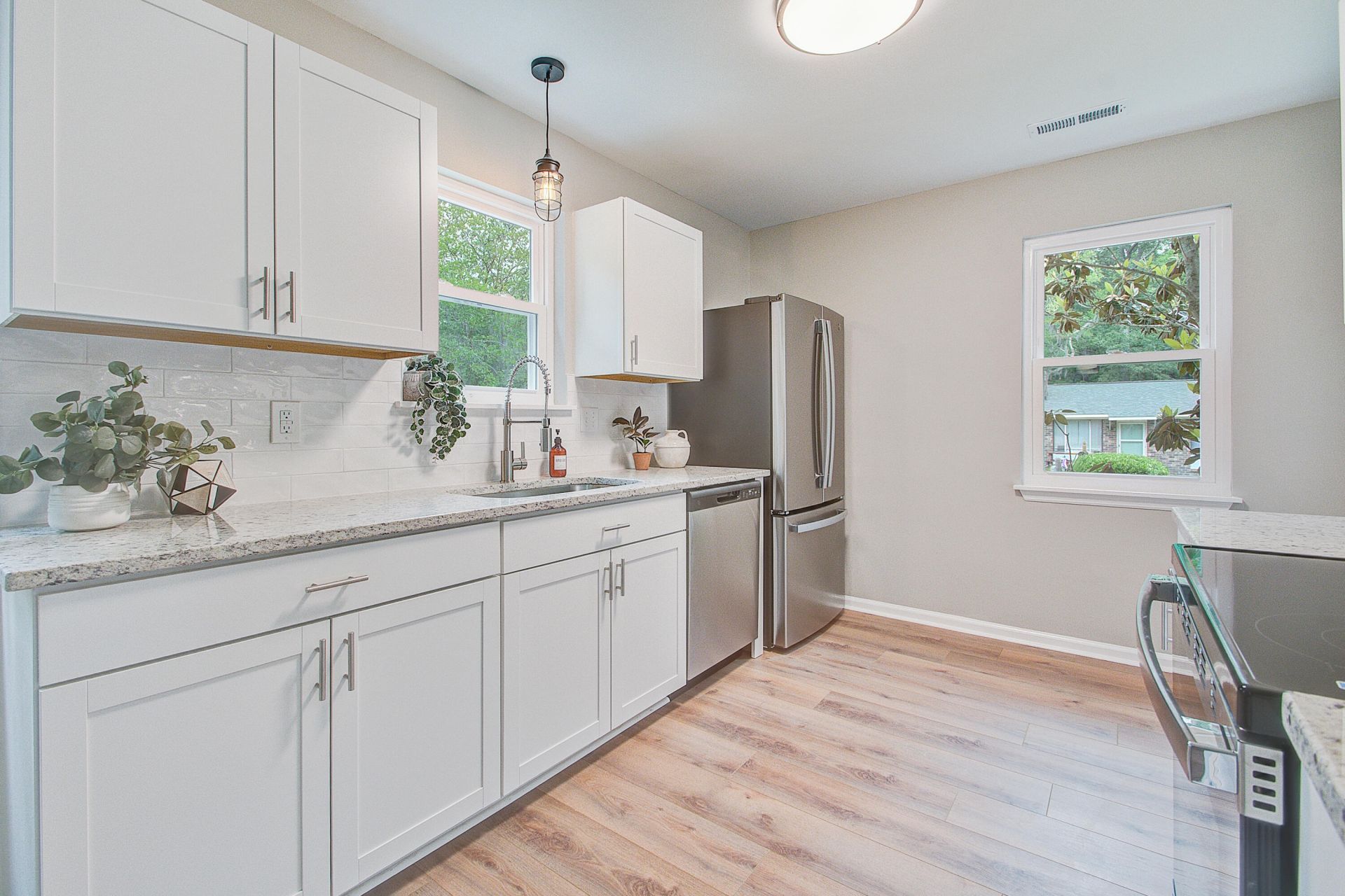 58 Oak Grove Road Photo 15