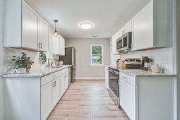 58 Oak Grove Road photo 4