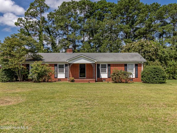 1801 E Azalea Drive , Goldsboro, NC 27530