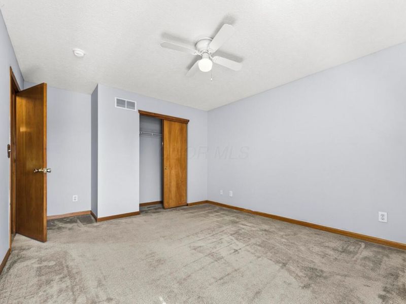 127 Gala Avenue , Pataskala, OH 43062 Photo 7