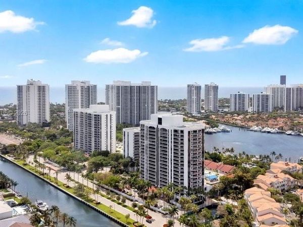3600 Yacht Club Dr , Unit 1801, Aventura, FL 33180
