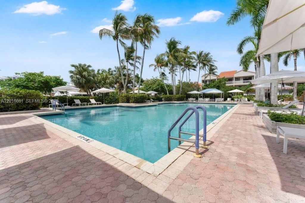 3600 Yacht Club Dr, Unit 1801, Aventura, FL 33180 Photo