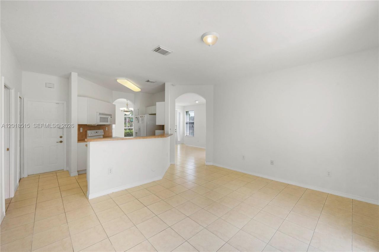 13724 SW 115th Ln , Miami, FL 33186 Photo