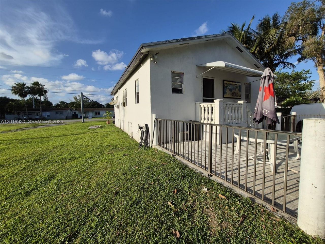 1880 NW 111th St , Miami, FL 33167 Photo