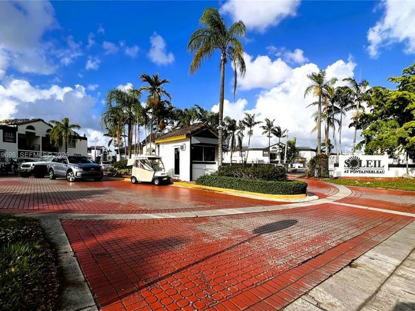 9715 Fontainebleau Blvd , Unit E209, Miami, FL 33172