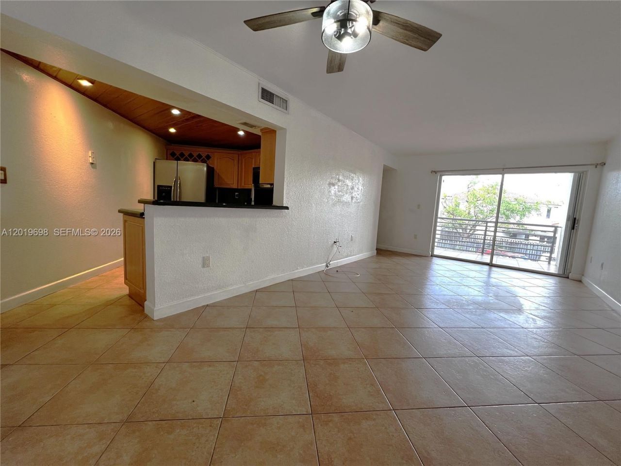 9715 Fontainebleau Blvd , Unit E209, Miami, FL 33172 Photo