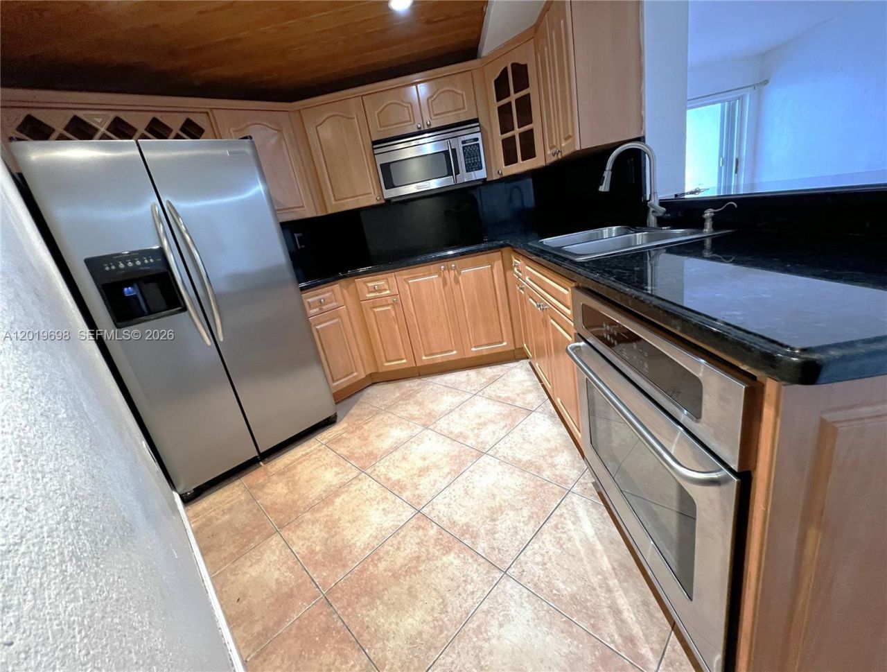 9715 Fontainebleau Blvd , Unit E209, Miami, FL 33172 Photo