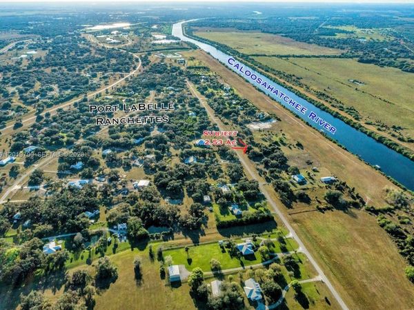 1589 N Frontier Circle , La Belle, FL 33935