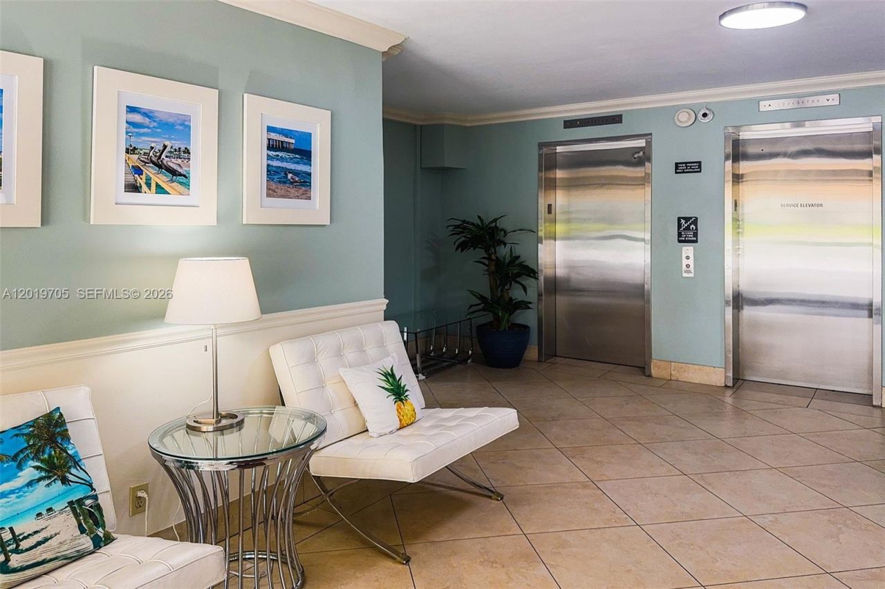 3200 N Palm Aire Dr, Unit 207, Pompano Beach, FL 33069 Photo