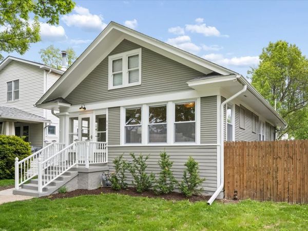 904 HAYES Avenue , Oak Park, IL 60302